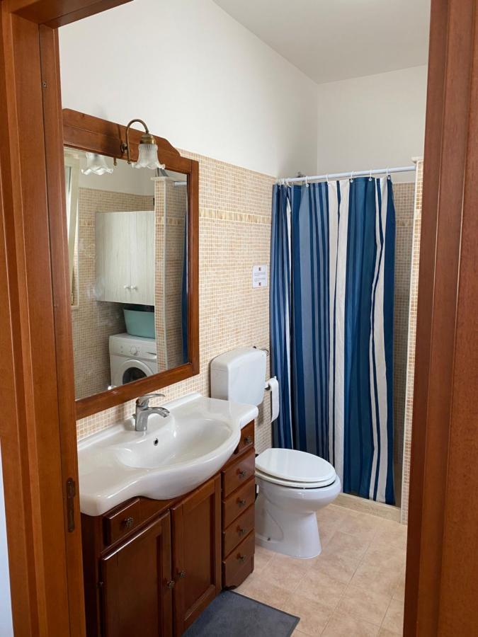Casa Vacanze Lisa Торре-Ово Екстер'єр фото